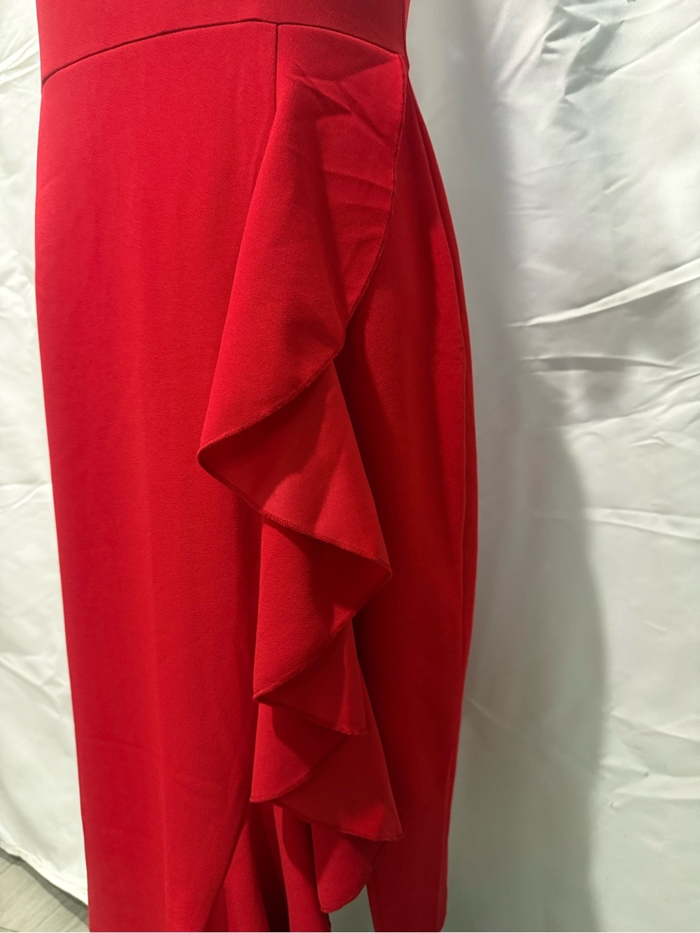 Red Wrap-Style Midi Dress with Flutter Sleeves - Picture 3 of 8